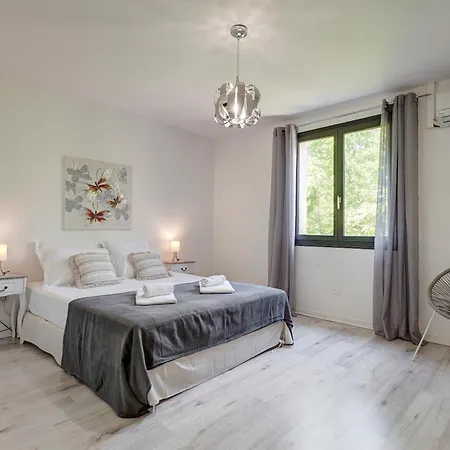 Villa Marielle - 360 m² avec piscine privé