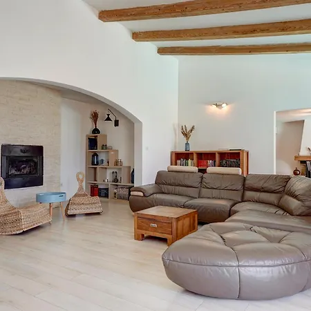 펜션 Marielle - 360 M² Avec Piscine Prive