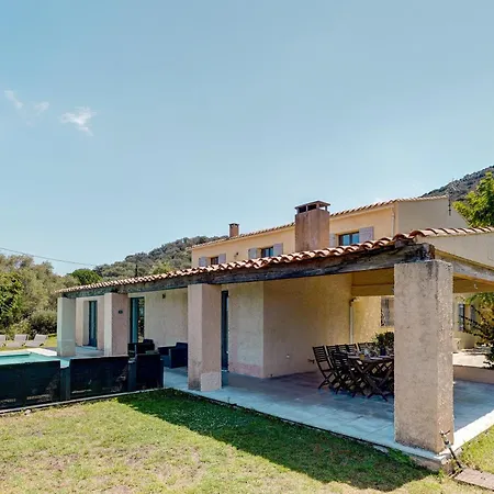 Villa Marielle - 360 m² avec piscine privé Holiday home