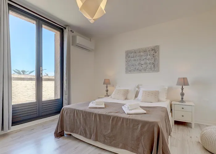 Marielle - 360 M² Avec Piscine Privé Hébergement de vacances Belgodère