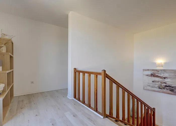 Hébergement de vacances Marielle - 360 M² Avec Piscine Privé
